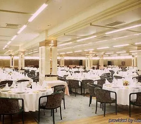 Puerta De Segovia Otel 4*